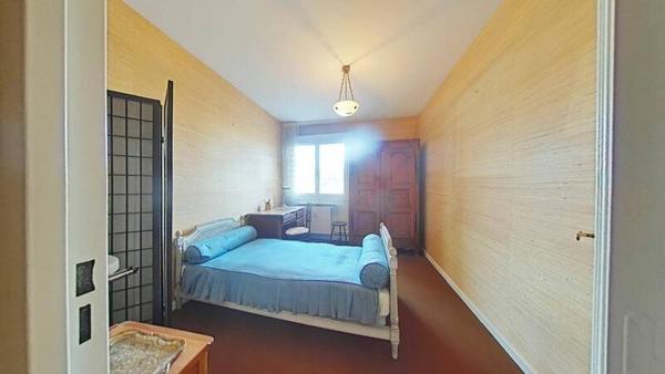 Appartement 5 pièces                                        - 42100 Saint-Étienne Réf : 11468
