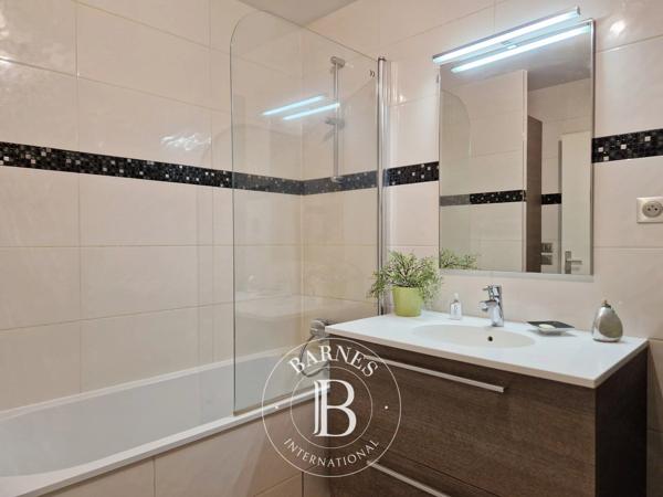 Enghien-les-Bains, Appartement 4 Chambres -  145 m² à vendre
