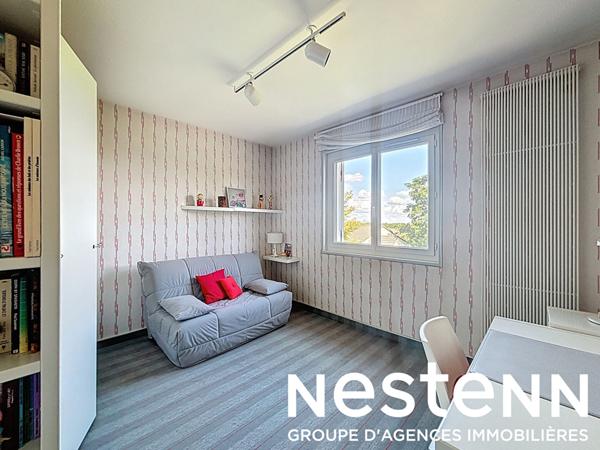 A vendre : Belle maison d architecte au calme - secteur CRECHES SUR SAONE -