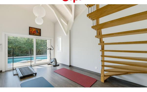 Maison à vendre    6 pièces • 220 m2 Vétraz-Monthoux