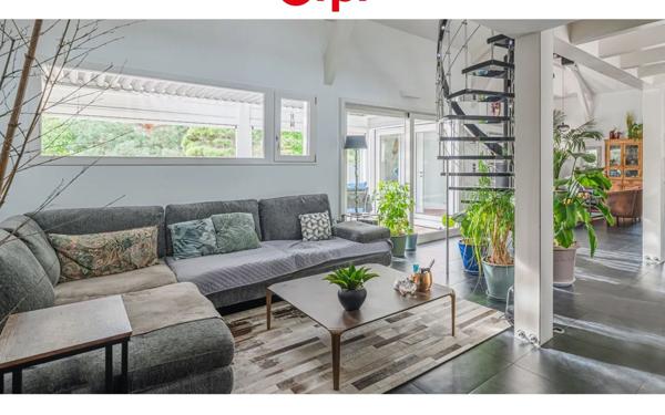 Maison à vendre    6 pièces • 220 m2 Vétraz-Monthoux