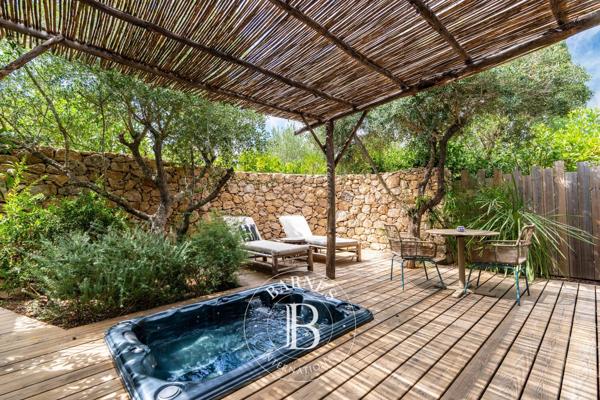 Bonifacio, Hôtel 10 Chambres -  345 m² à vendre