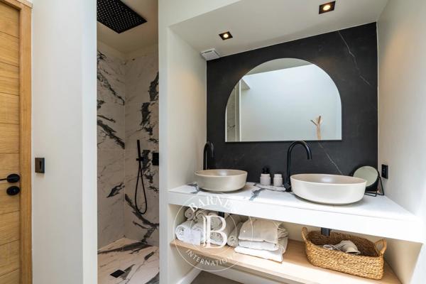 Bonifacio, Hôtel 10 Chambres -  345 m² à vendre