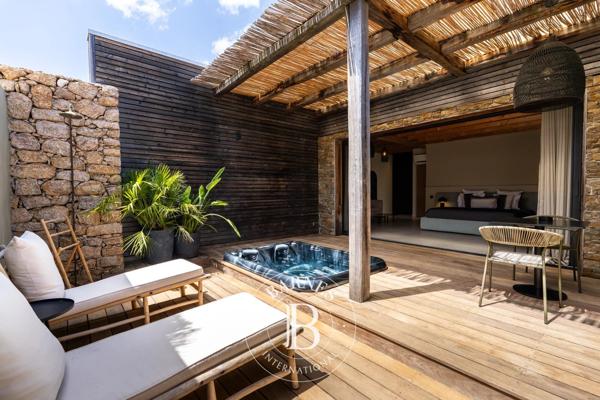 Bonifacio, Hôtel 10 Chambres -  345 m² à vendre