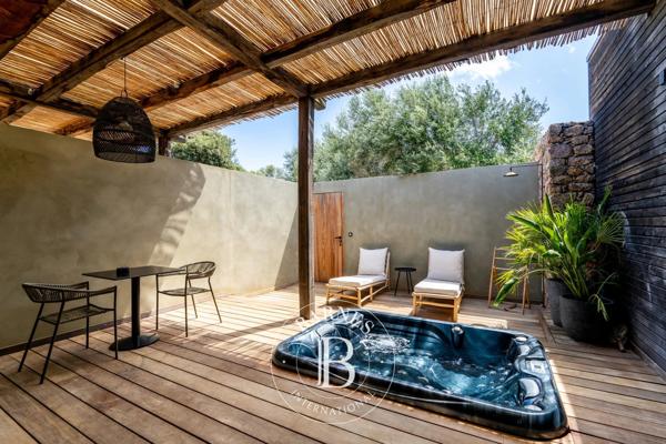 Bonifacio, Hôtel 10 Chambres -  345 m² à vendre