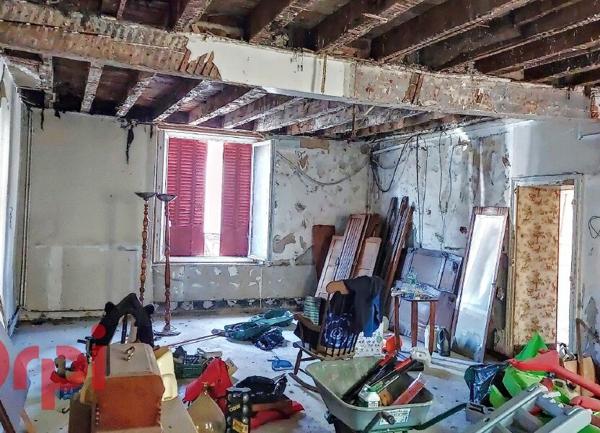 Maison à vendre    4 pièces •  Bézenet