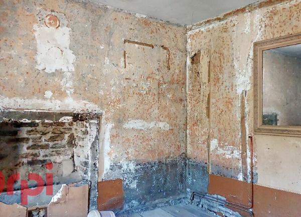 Maison à vendre    4 pièces •  Bézenet