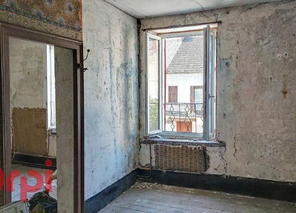 Maison à vendre    4 pièces •  Bézenet