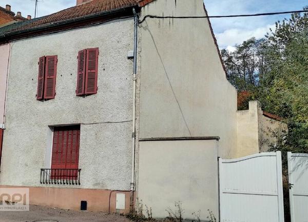 Maison à vendre    4 pièces •  Bézenet
