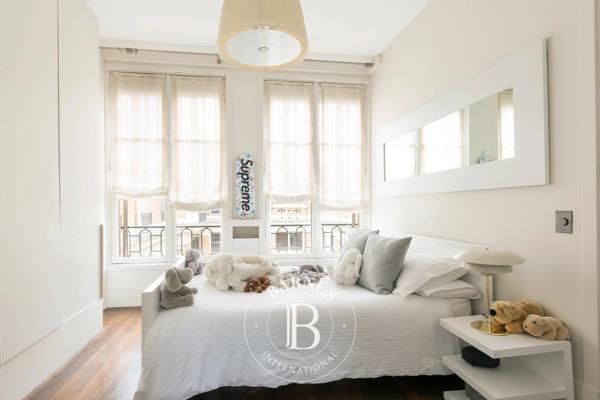 Paris 16ème, Appartement 4 Chambres -  227 m² à vendre