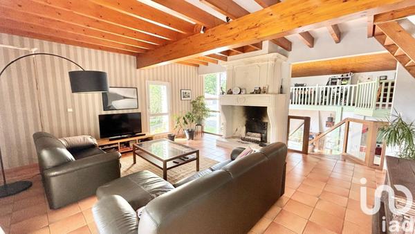 Maison 10 pièces de 295 m² à Gradignan (33170)
