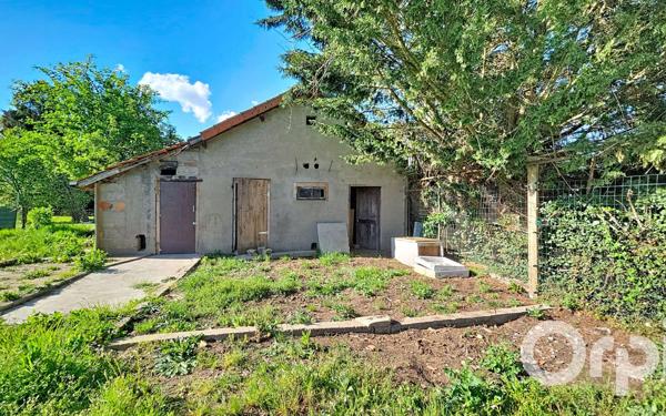 Maison à vendre    3 pièces • 72,81 m2 Saint-Yorre
