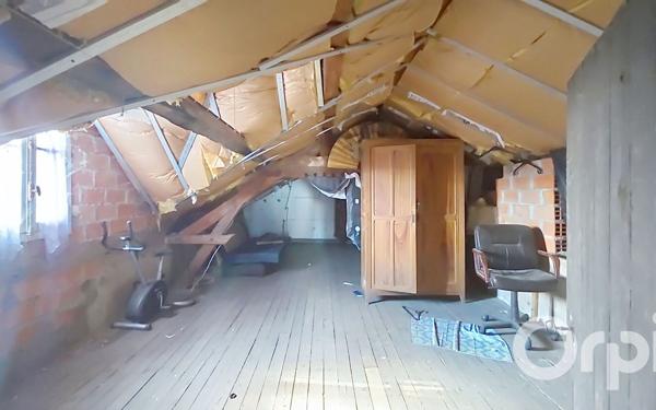 Maison à vendre    3 pièces • 72,81 m2 Saint-Yorre