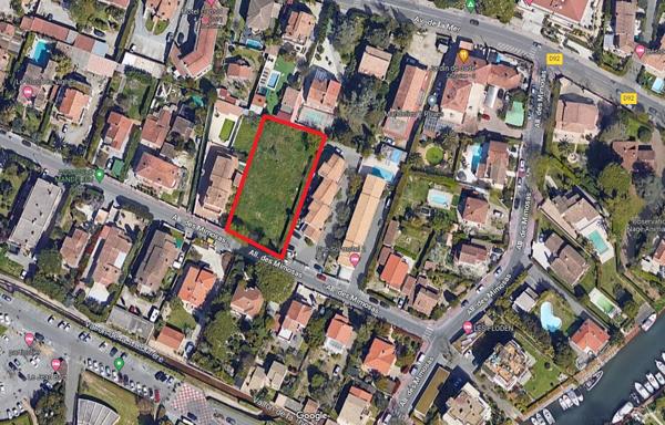 Terrain avec permis accordé proche plages - quartier Cottage