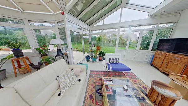 VILLA 240 m² POUILLON CENTRE