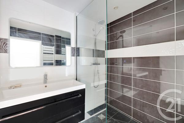 Appartement F4 à vendre  4 pièces - 79,90 m2 ASNIERES SUR SEINE - 92