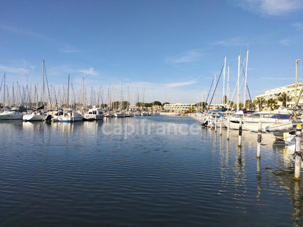 GARD (30) LE GRAU−DU−ROI (30240) Fonds de commerce à vendre magasin Traiteur, Boucherie, snack en emplacement N°1