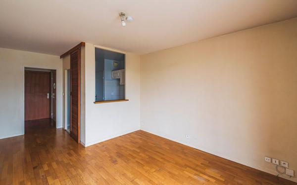Appartement à vendre    1 pièce • 26,14 m2 Reims