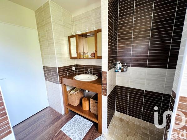 Appartement 4 pièces de 119 m² à Port-Vendres (66660)