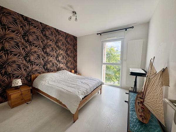 Vente                                                      Appartement
                        
                     3 pièces                      69 m2                     à Orvault