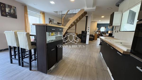 Appartement T5 en duplex avec terrasse