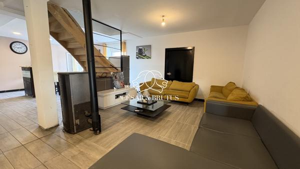 Appartement T5 en duplex avec terrasse