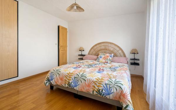 Maison à vendre    6 pièces • 140 m2 Épernon