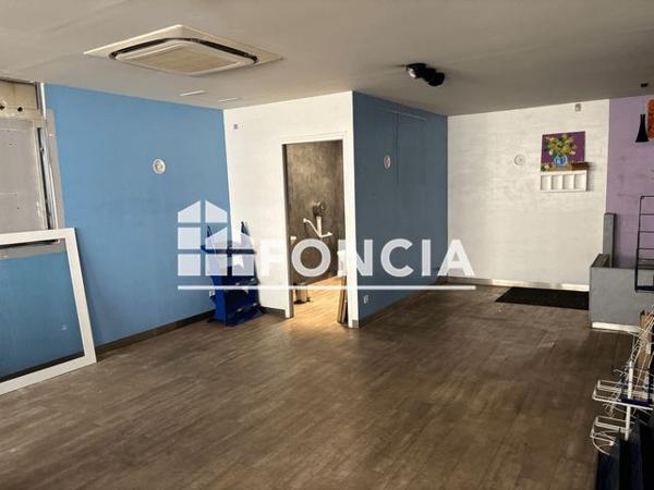 À vendre Local commercial 77.92 m² - Concarneau 29900