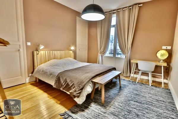 Appartement à louer 3 pièces 67.34m² Tours (37100)