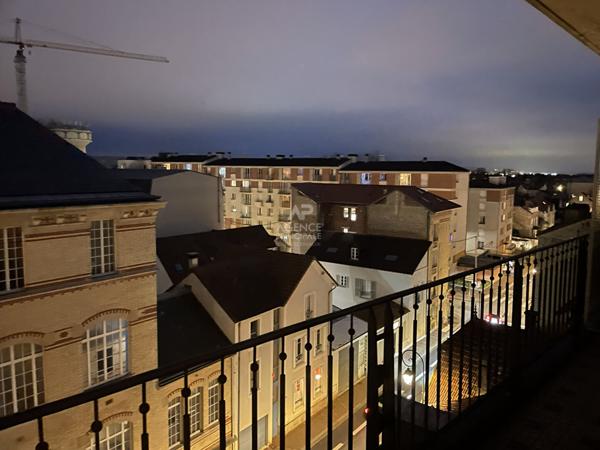 Appartement Saint Germain En Laye 6 pièce(s) 175m2 €1 025 000 ** - Référence 17410