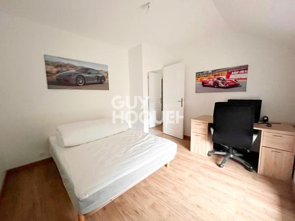 MAISON À LOUER DE 4 PIÈCES DE 132,71 M²