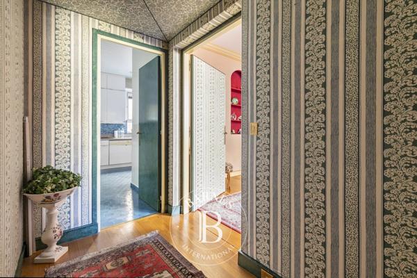 Paris 7ème, Appartement 2 Chambres -  100 m² à vendre