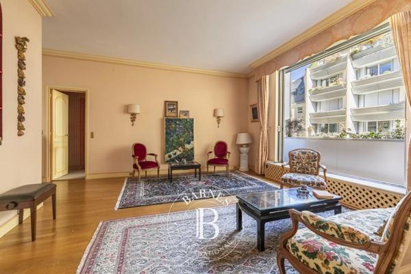 Paris 7ème, Appartement 2 Chambres -  100 m² à vendre