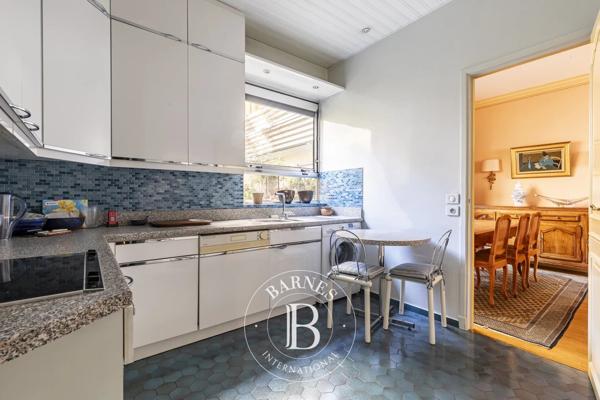 Paris 7ème, Appartement 2 Chambres -  100 m² à vendre