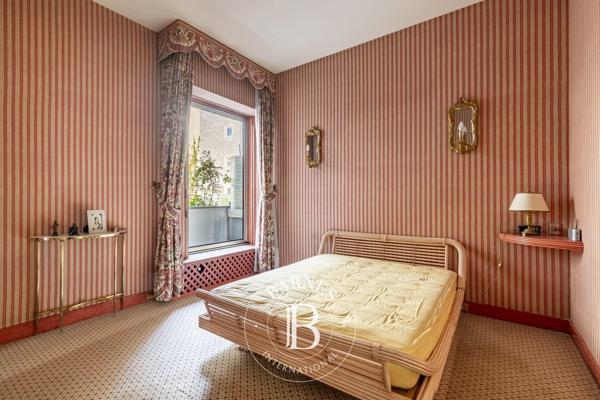 Paris 7ème, Appartement 2 Chambres -  100 m² à vendre