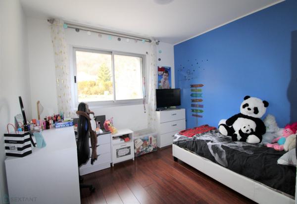 DIVONNE-LES-BAINS- Bel appartement T5 de 105 m² -  579.000 