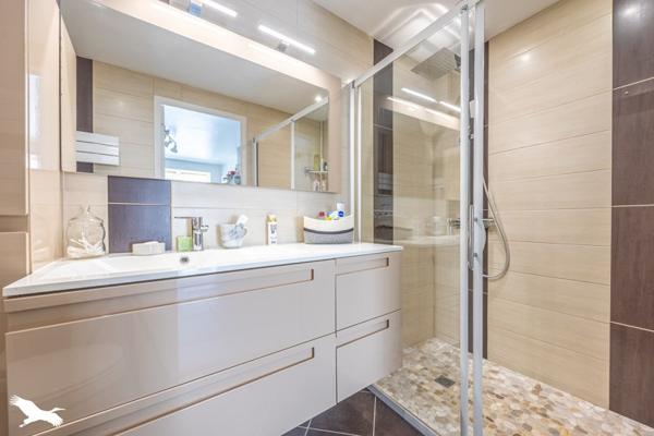 Maison à vendre |  Angoulins |  6 pièces | 120 m²