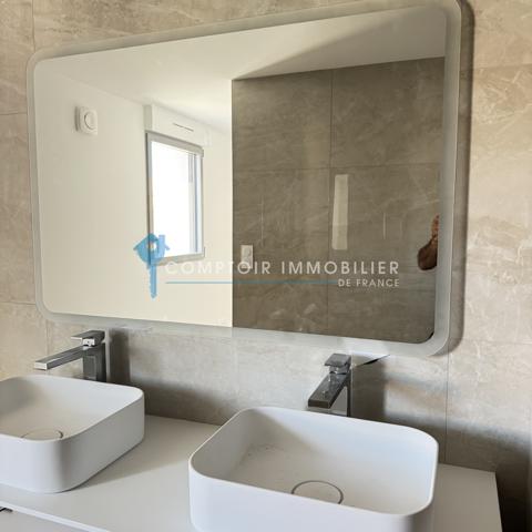 Appartement
                                                                                                                                                                                                                                                                                                                        4 pièce(s)                                                                                                                                                                                                          3 chambre(s)                                                                                                                                                                                                          115  m²