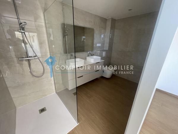Appartement
                                                                                                                                                                                                                                                                                                                        4 pièce(s)                                                                                                                                                                                                          3 chambre(s)                                                                                                                                                                                                          115  m²