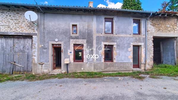 Maison à rénover avec potentiel et dépendances