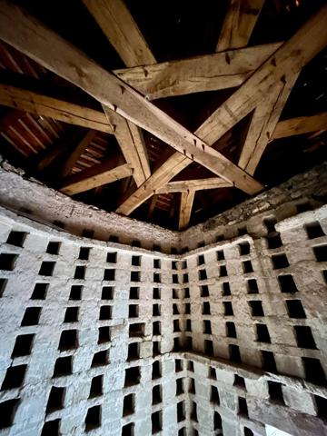 VOUILLÉ BOURG - PROPRIETE XVIIème  Vouillé (86190)