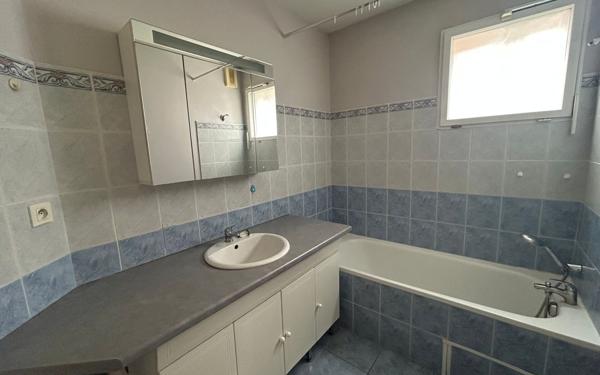 Appartement à vendre    3 pièces • 68,24 m2 Orthez