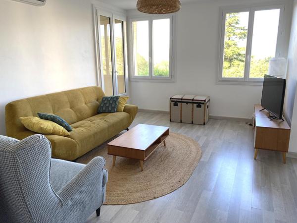 APPARTEMENT DE TYPE F3 BIS Meublé