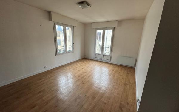 Appartement à vendre    2 pièces • 45 m2 Nogent-le-Rotrou