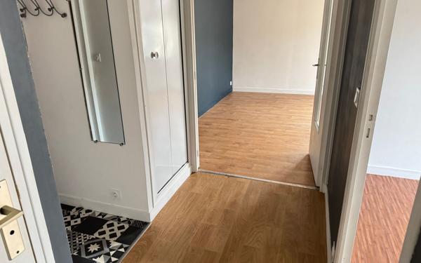 Appartement à vendre    2 pièces • 45 m2 Nogent-le-Rotrou