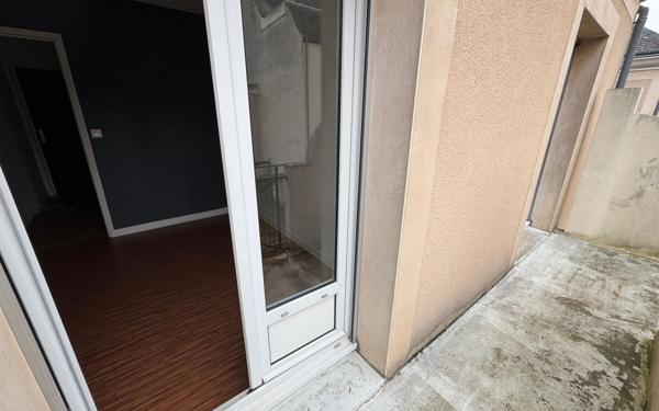 Appartement à vendre    2 pièces • 45 m2 Nogent-le-Rotrou