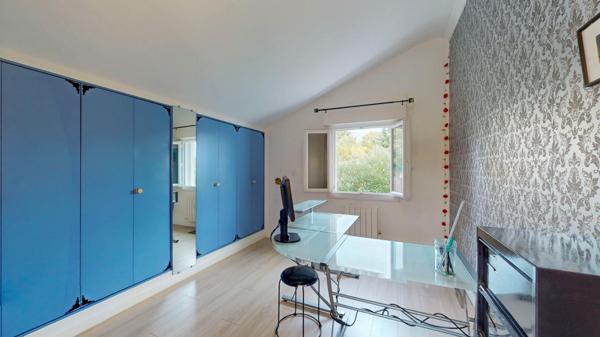 Grande maison familiale ou mixte habitation/professionnelle à Draguignan