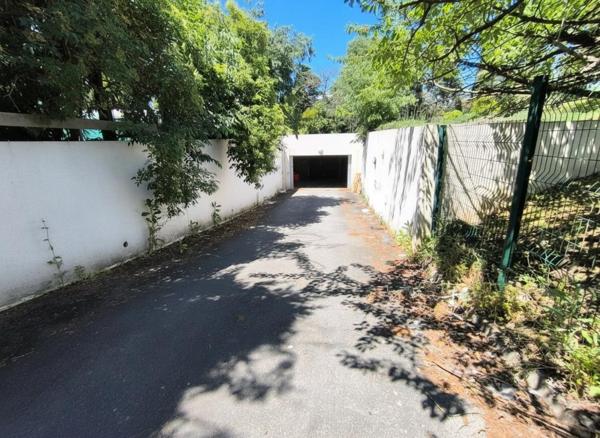 Box fermé situé à Toulouse (31100)