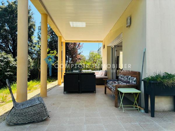 Villa
                                                                                                                                                                                                                                                                                                                        4 pièce(s)                                                                                                                                                                                                          3 chambre(s)                                                                                                                                                                                                          125  m²