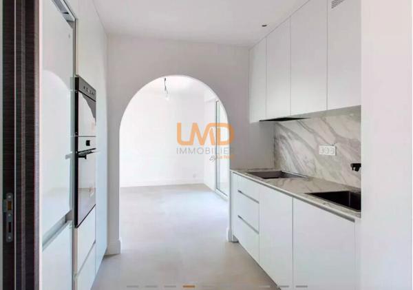 Nice , Magnifique Appartement 4 Pièces avec Solarium